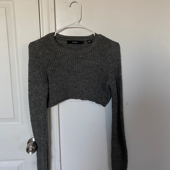 CropTop Sweater - Picture 1 of 3